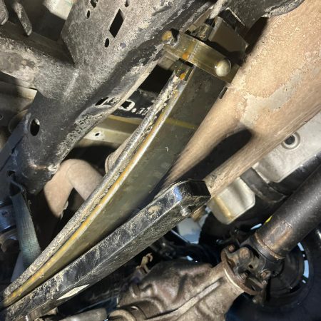 Inspection et réparation de pièces mécaniques par un expert chez Mécanique E.G. à Thetford Mines.